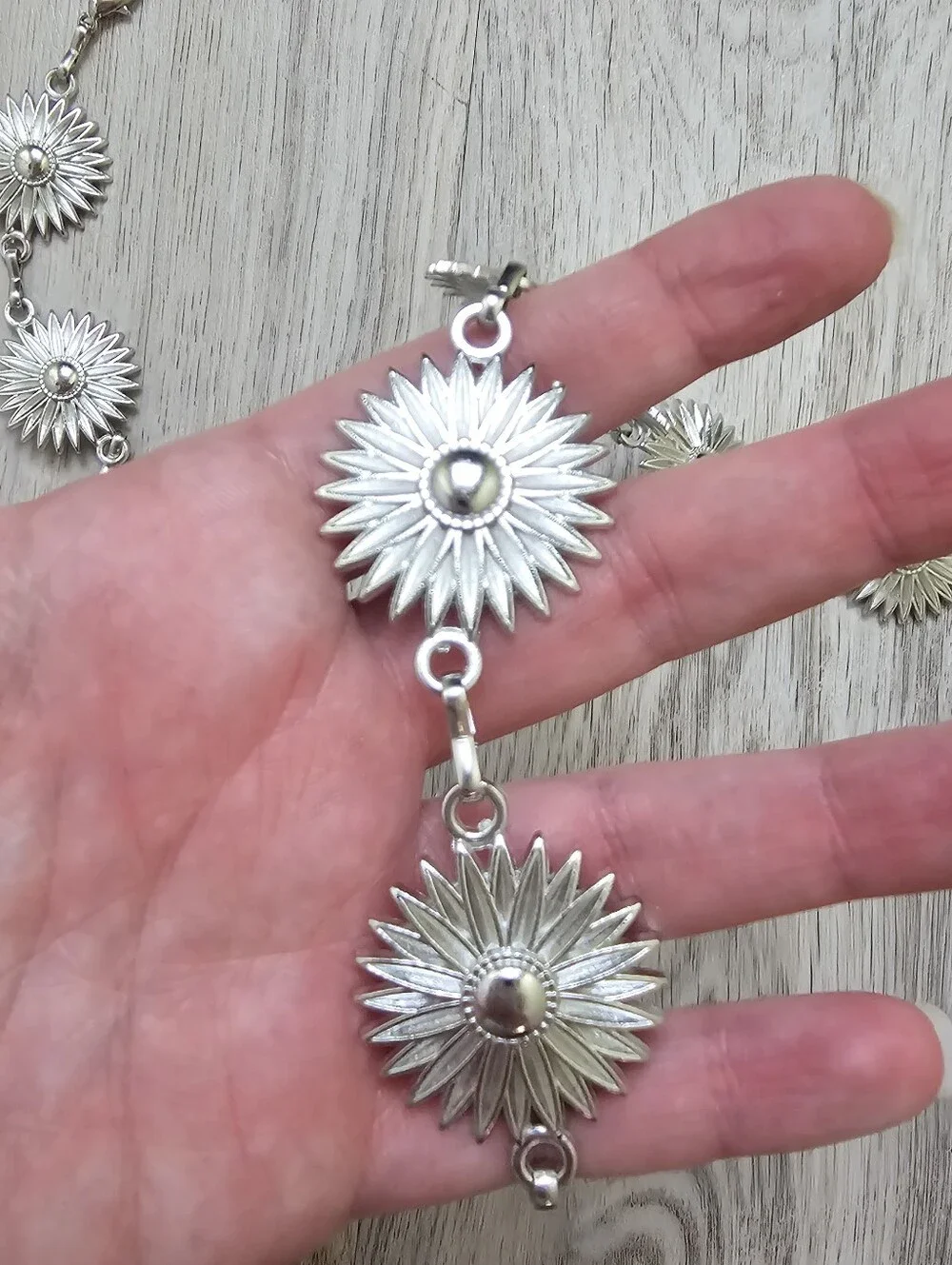 New Boho Sunflora Silvertone Metal Statement Belt